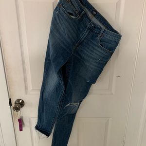 Gap True Skinny Distressed Jeans